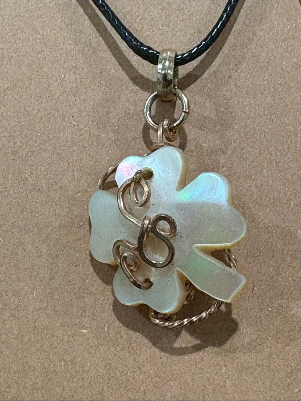 Oyster Shell Clover Necklace